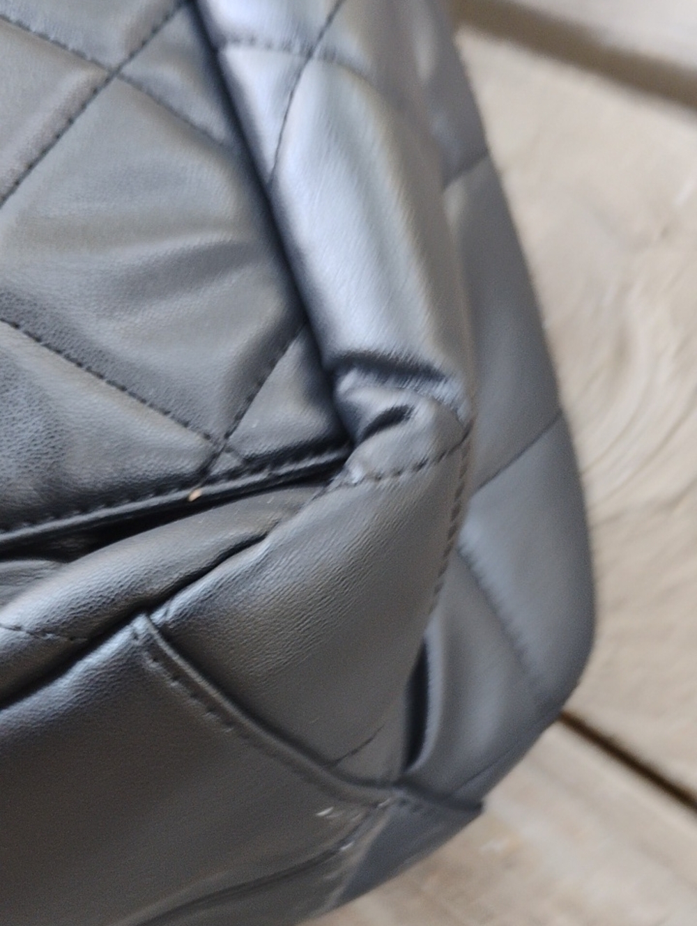 Gilda Paris NEW $229 Quilted Weekender Free Shipping - Picture 6 of 12